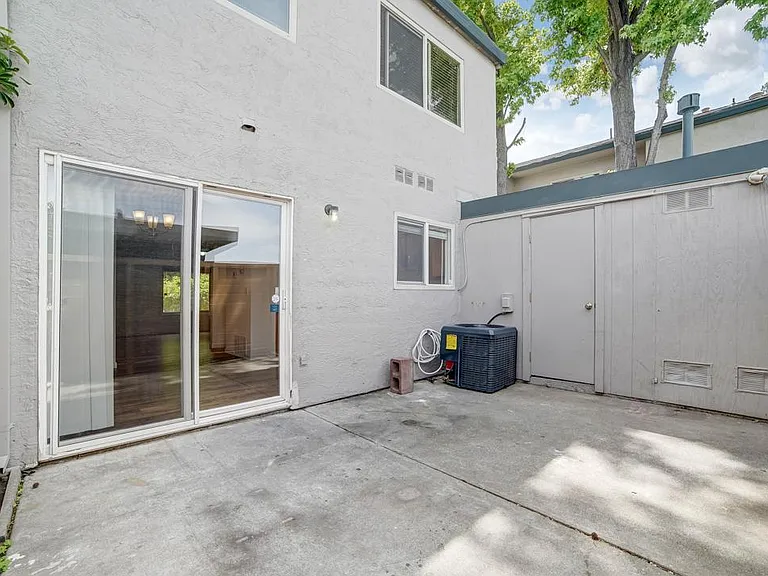 3370 Northwood Dr #A — Photo 14
