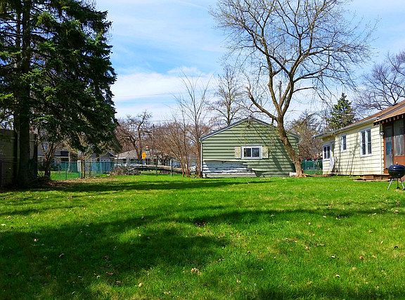 5th image of 34431 N Circle Dr