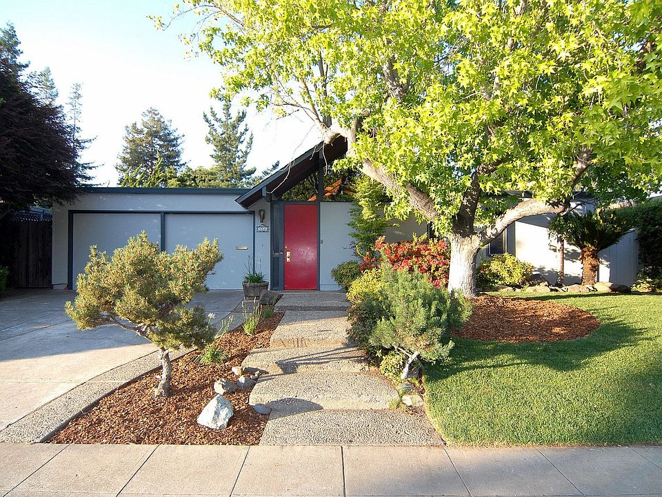 1st image of 950 Eichler Dr