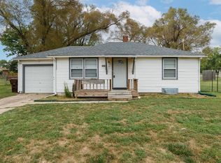 354 W 48th St N, Wichita, KS 67204