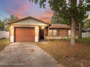 11407 Topaz St, Spring Hill, FL 34608