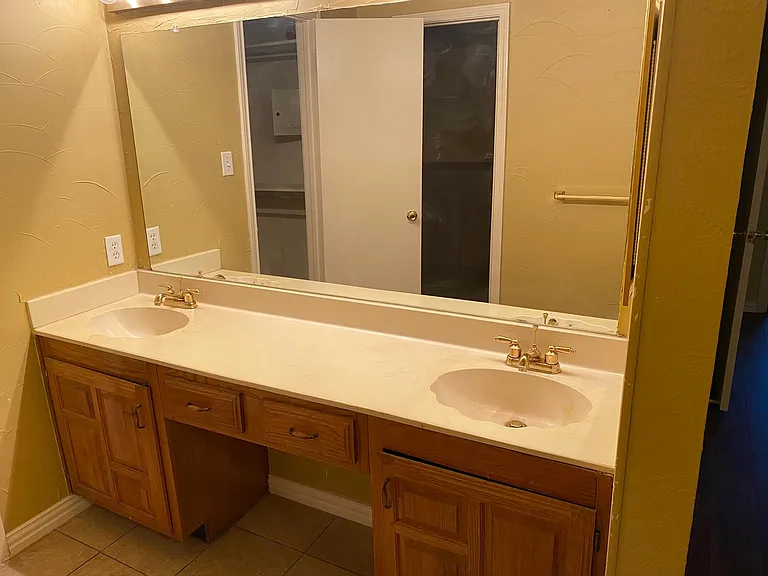 1325 Kesser Dr — Photo 72