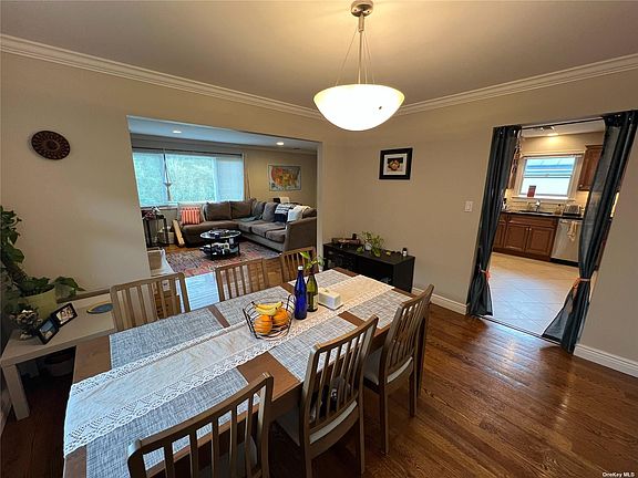 4th image of 152 Hillside Ave