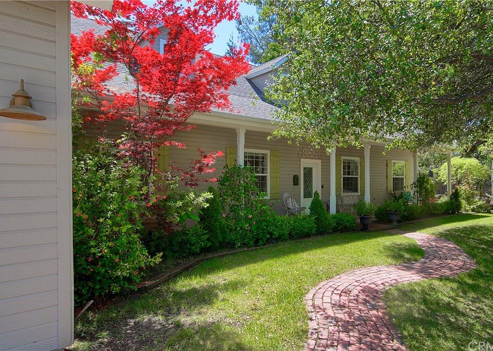1st image of 41850 Dillon Pl