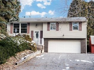 33 Rolling Rd, Cranberry Township, PA 16066