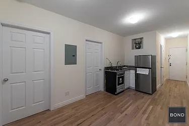 Rented by Bond New York