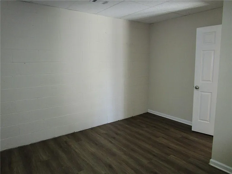 2429 Thompson Mill Rd — Photo 35