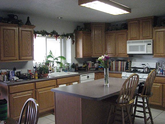 Open kitchen with large island