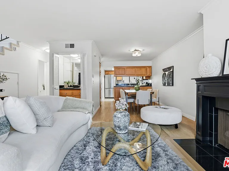 11952 Darlington Ave #3 — Photo 8