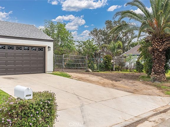 4th image of 4856 Poinsetta Pl