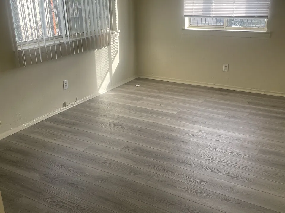 1238 N Sierra Way #6