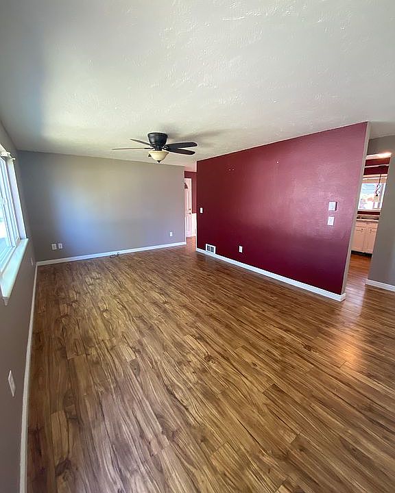 1st image of 310 Tyra Dr