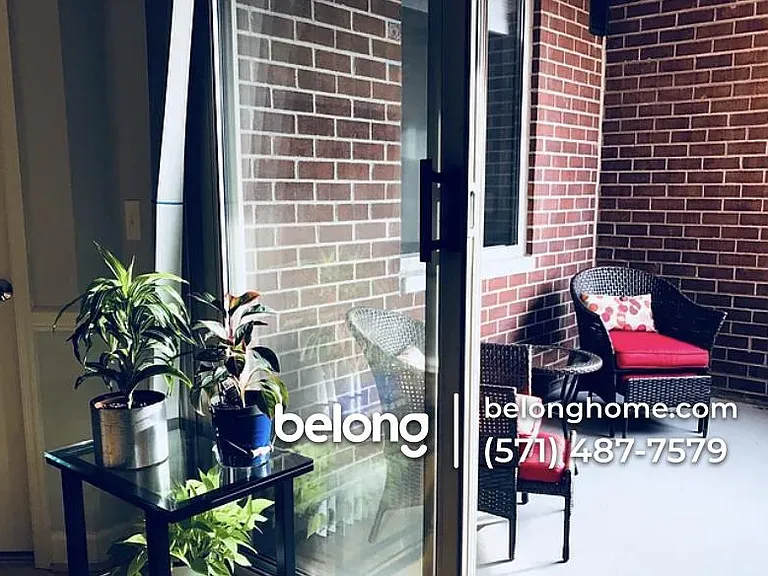 1276 N Wayne St #721 — Photo 22