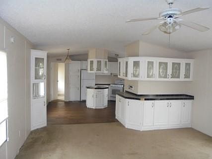 2nd image of 3323 Iowa St Lot 528