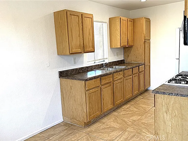 30 E Blueridge Ave — Photo 6