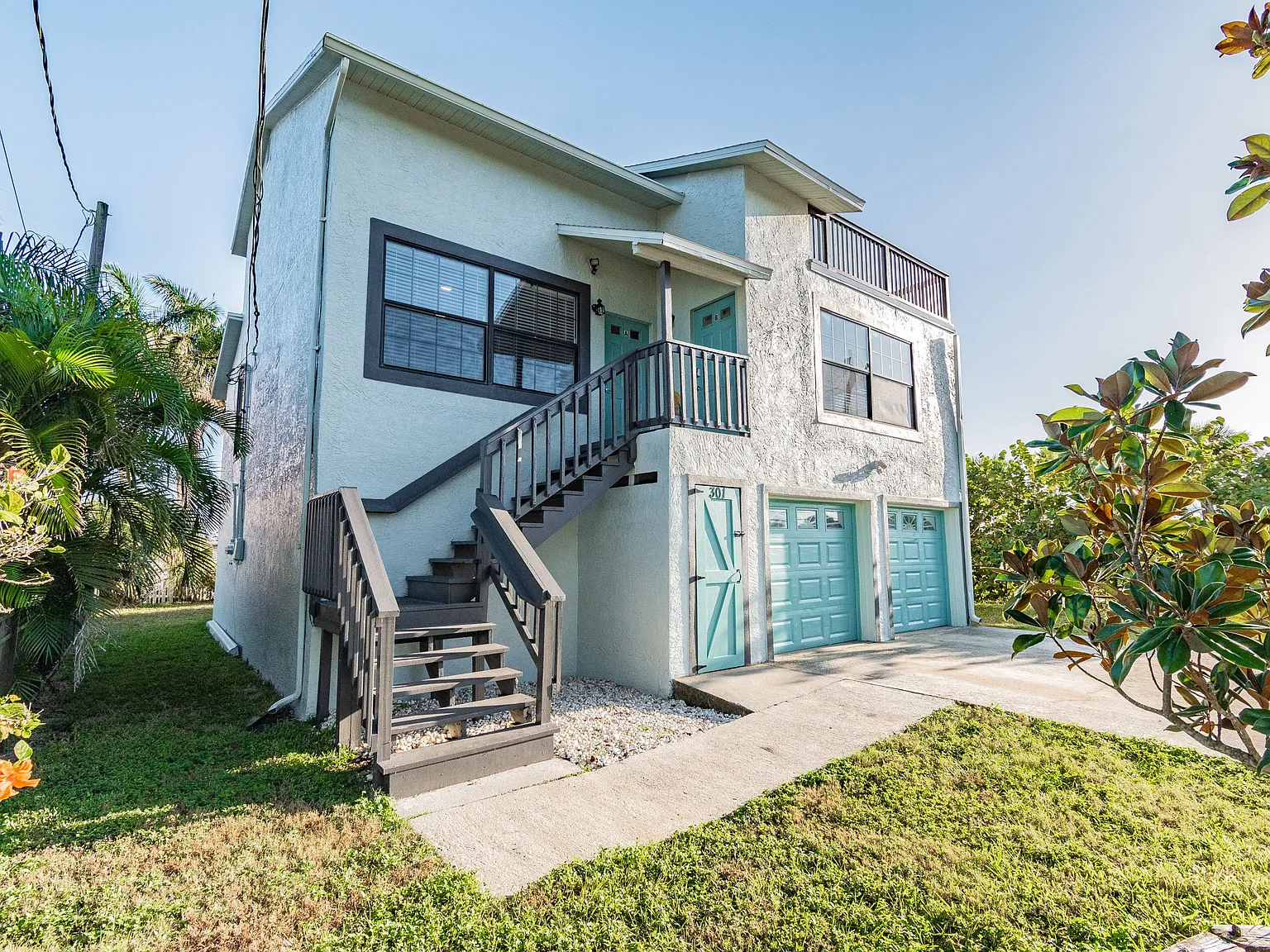 2 bed, 1.5 bath, 900 sqft, $4,000 — Photo 3