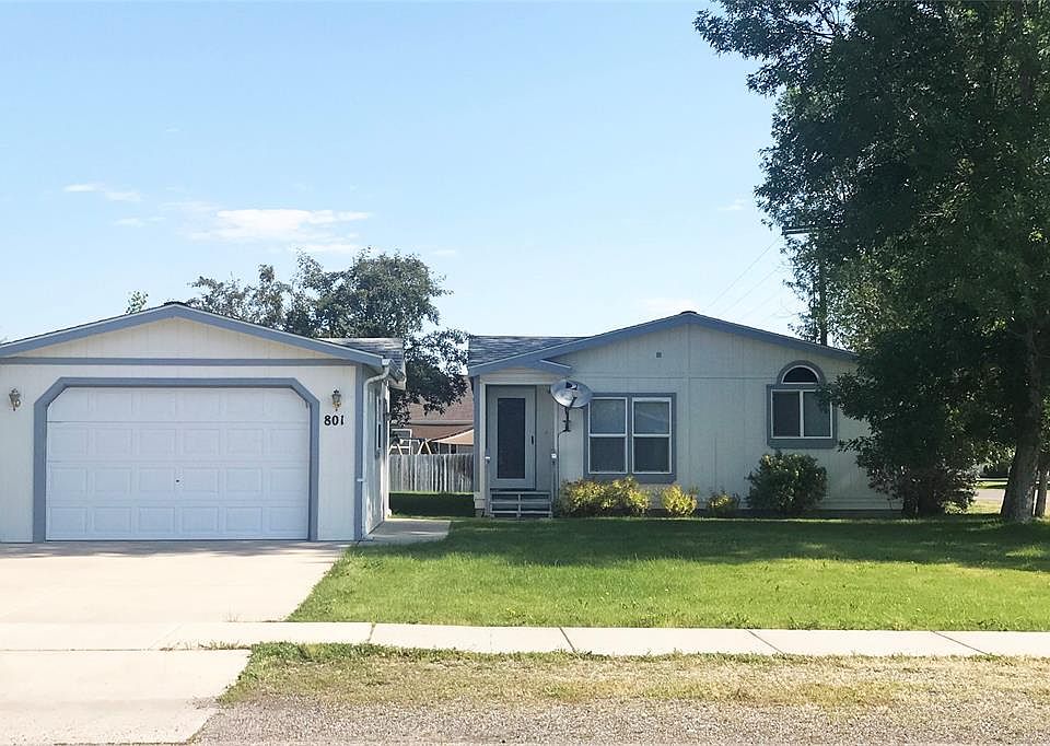 1st image of 801 Golden West Dr