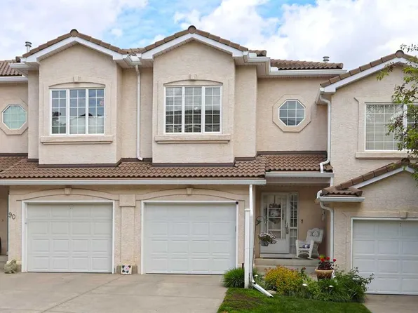 92 Hamptons Line NW, Calgary, AB T3A 5V9