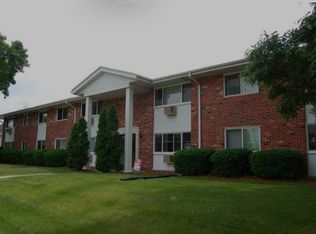 4085 S 65th St #3, Milwaukee, WI 53220