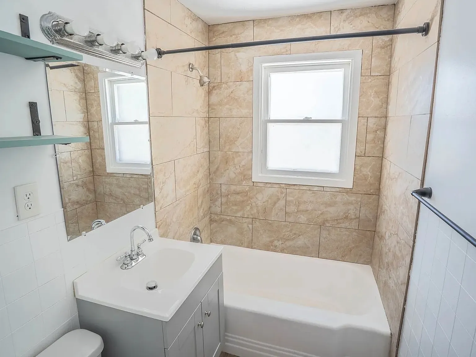 5 bed, 1650 sqft, $2,100 — Photo 4