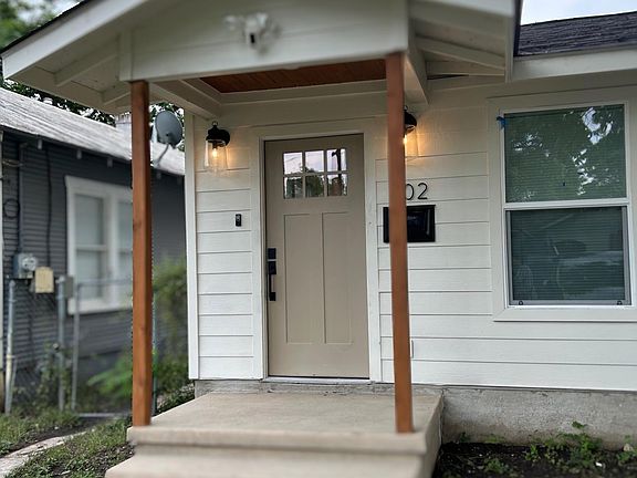 2nd image of 1110 Gibbs St #102