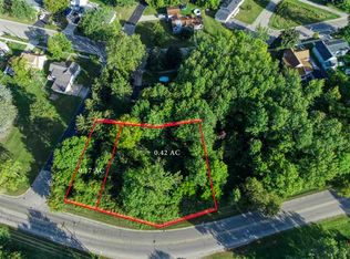 Cleveland Ave, Marinette, WI 54143