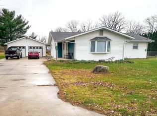 10690 S Elm St, Bunker Hill, IN 46914