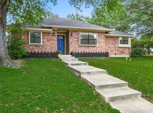 2405 Castle St, Irving, TX 75038
