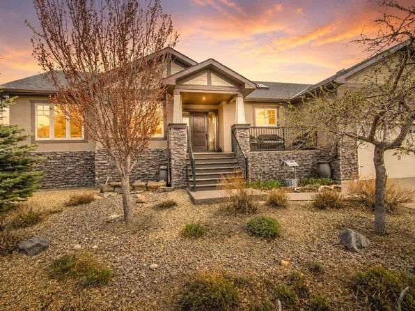 100 Canyoncrest Point W, Lethbridge, AB T1K 0B4