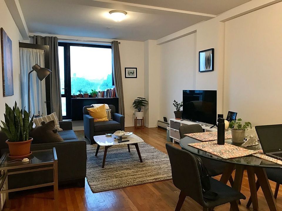 1st image of 2734 21st St APT 5D