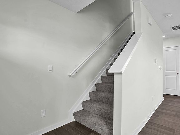 5th image of 1022 Allegro Dr
