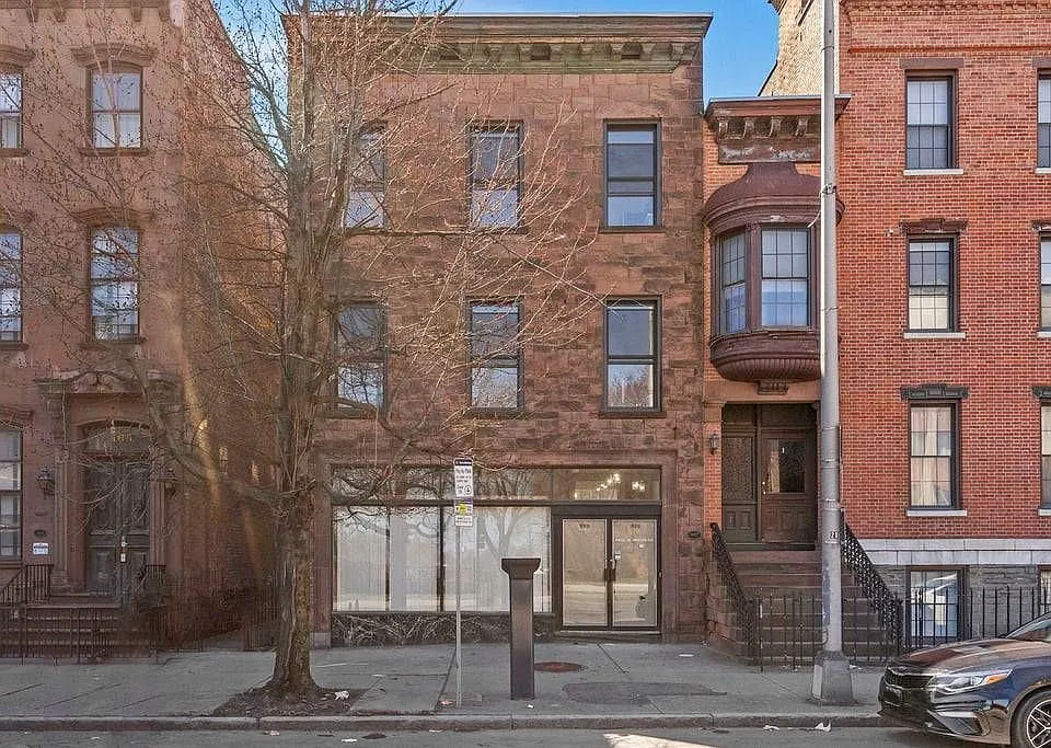 170 Washington Ave #2A
