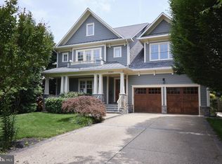 7707 Radnor Rd, Bethesda, MD 20817