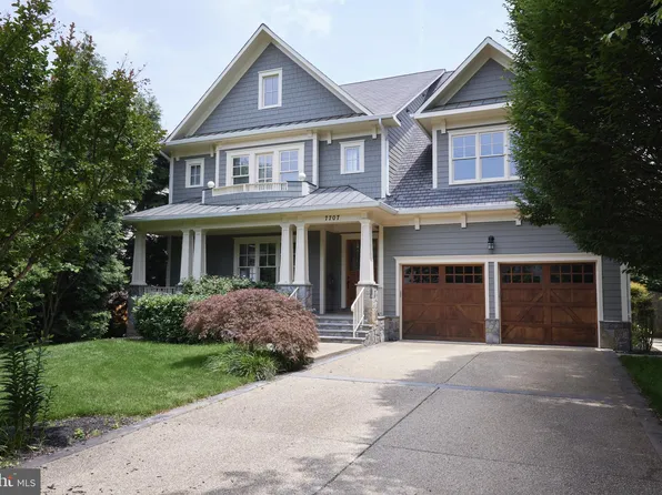 7707 Radnor Rd, Bethesda, MD 20817