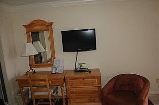 4th image of 111 Pine River Ln #39