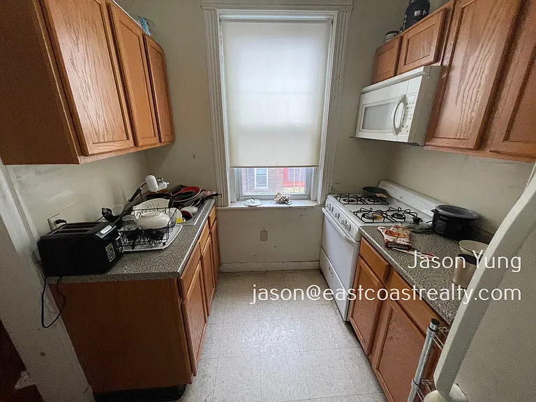 33 Gardner St #17 — Photo 7