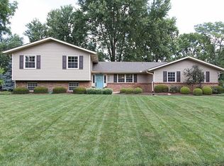 971 Pheasant Run Dr, Dayton, OH 45458