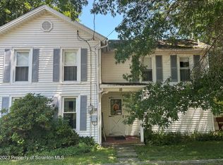 10 Lindley Ave, Factoryville, PA 18419