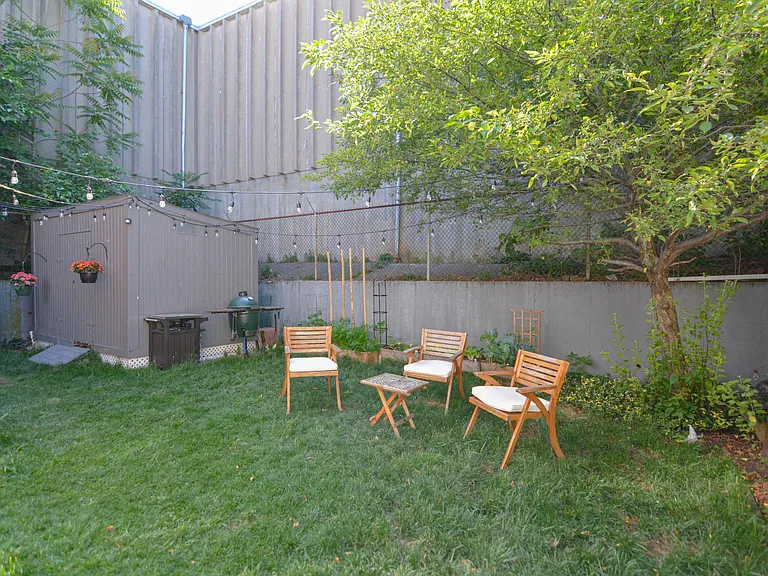 10 Grant St #1 — Photo 62