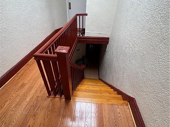 3rd image of 2358 84th St