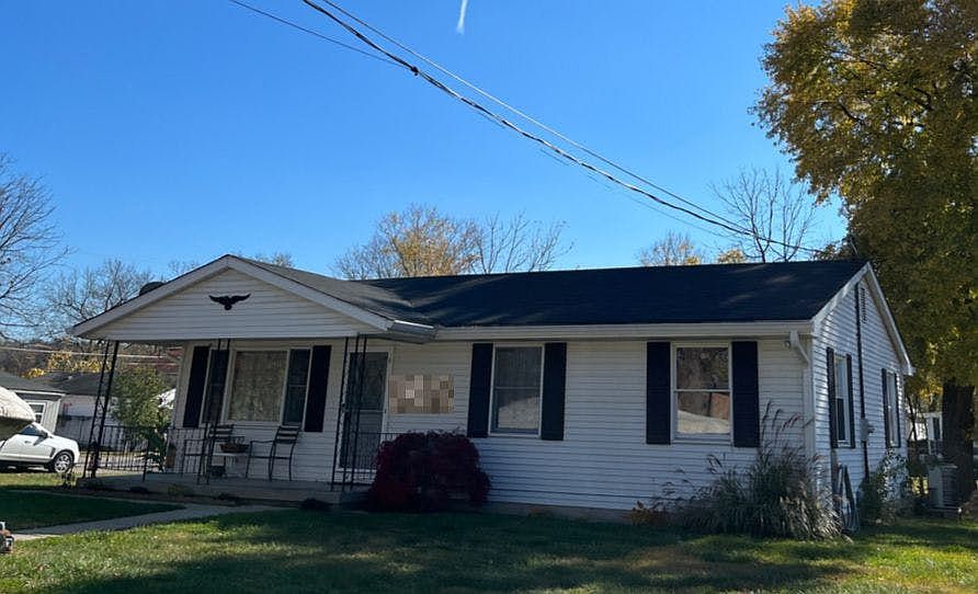 1st image of 7985 Ferry St