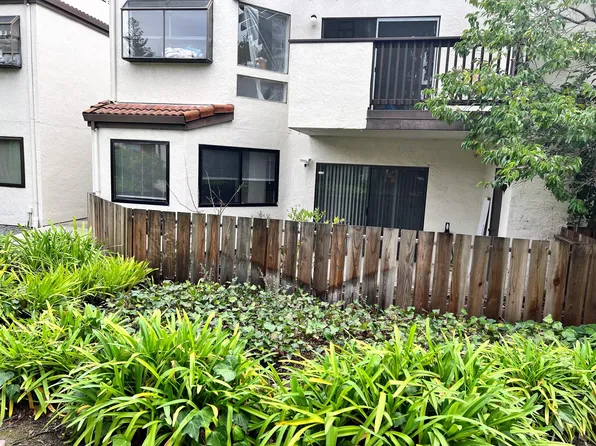 21062 Gary Dr APT 121, Hayward, CA 94546
