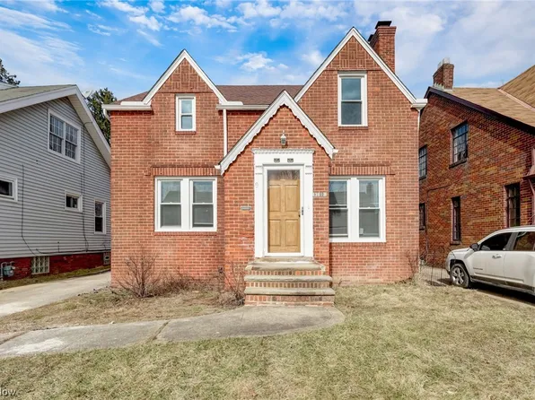 3613 Raymont Blvd, University Heights, OH 44118