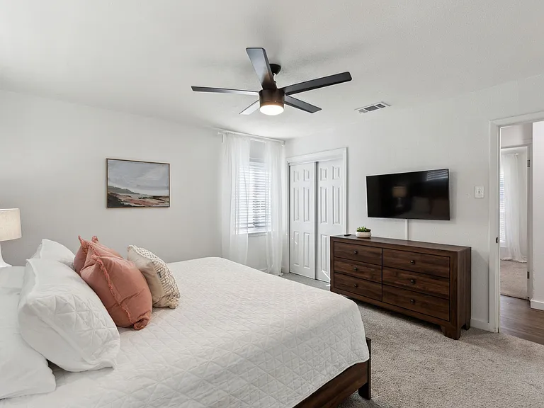 726 Snowden Dr — Photo 17