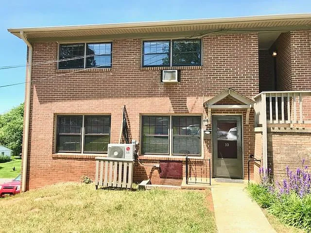 809 Randolph St #11 — Photo 15