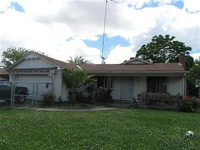 5046 53rd Ave photo 1
