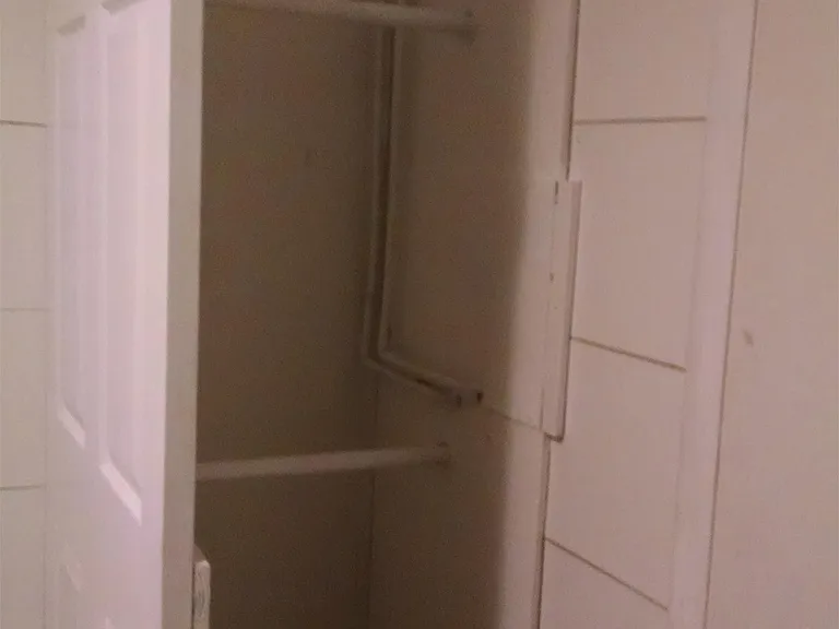 Hanging Area