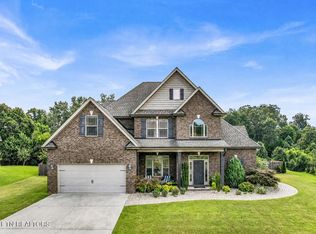 980 Biscayne Dr, Lenoir City, TN 37771