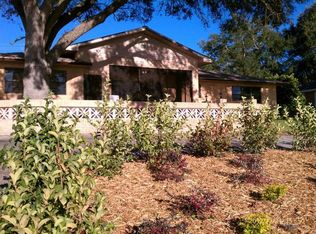821 N Lake Howard Dr, Winter Haven, FL 33881