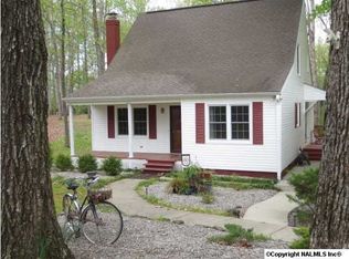 16715 Sandy Ln, Athens, AL 35613